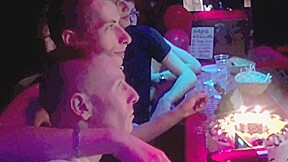 Gang bang show porn live in a cruising in Paris – CrunchBoy