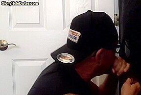 Gloryhole deepthroat DILF sucks rod in amateur oral scene