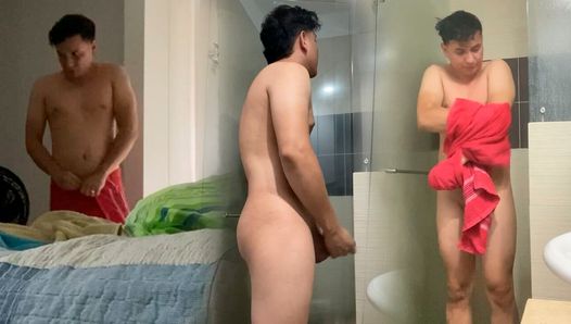 I record my cousin without being caught when he takes a hot shower