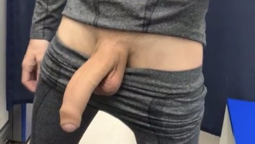 I was doing fitness all of a sudden my dick turned into fire and I massaged until I ejaculated