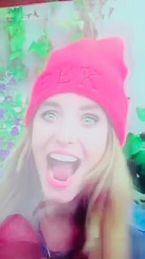 Jerking and cumming on my White Austrian girlfriend