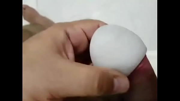 O ovinho ficou com porra quentinha