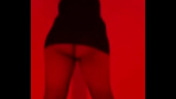 Trapito con vestido negro