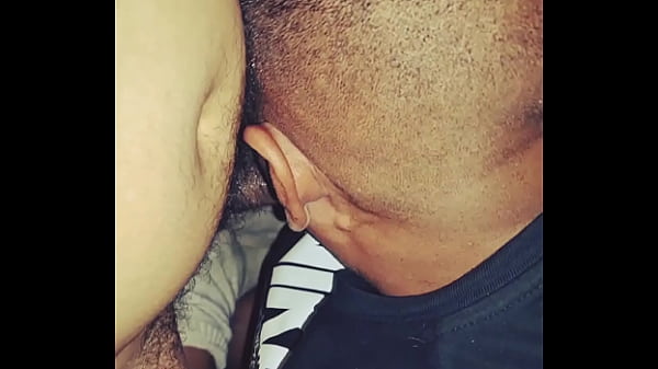 Trio: con Hernan(45)casado de trampa de Pablo Nogues y Alejandro(35) pasivo invitado de San Martin vienen a casa de Mariano Bextor a jugar