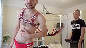 Webcam with slut fucked raw by Step daddy in sling – HomeWebCamera