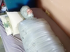 Besucher In Der Pvc Mumie