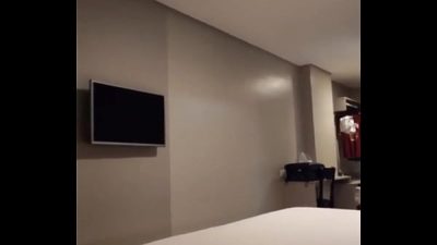 ME DIVERTINDO SOZINHO NO QUARTO DE HOTEL