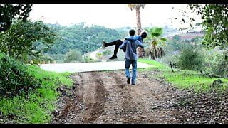 NextDoorRaw – DonteThick Rescues Then Seduces Injured Twink