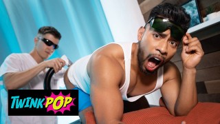 TWINKPOP – Maverick Sun Pounds Ihan Rodriguez’s Smooth Asshole And Fills It With His Cum