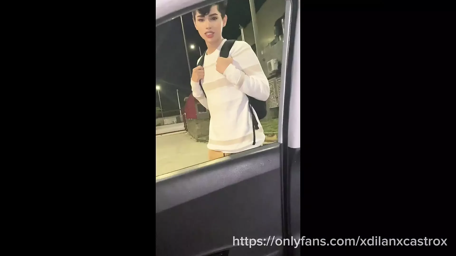 Cruising Uber Fucks a College Student Bareback in the Car and Cums Inside His Ass Outdoor