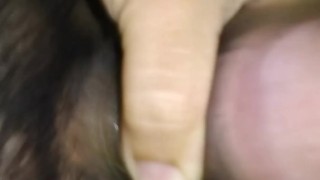 I penetrate my big cock in a glass bottle and I finish my milk in it