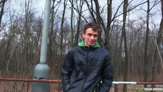 CZECH HUNTER 421 – Lucky Jock Gets Loads Of Money Thrown At Him For A Bareback Ride